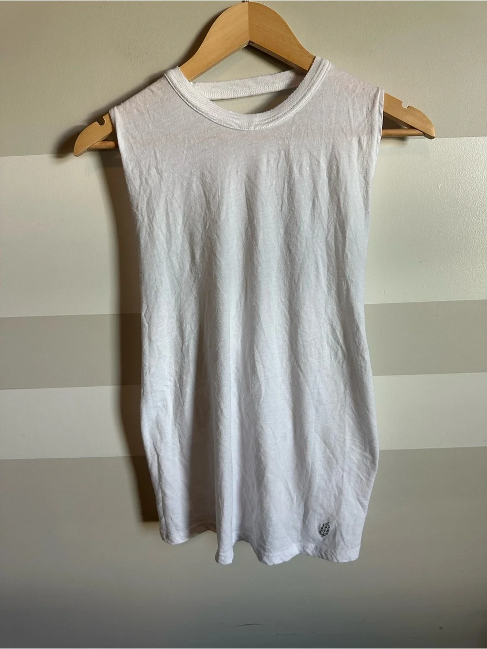 Free People questions leave